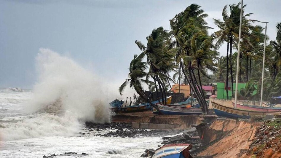 Weather update: সাগরে নতুন ঘূর্ণাবর্ত… সম্পূর্ণ বদলে যাবে বঙ্গের আবহাওয়া? নতুন সপ্তাহে কী পরিস্থিতি হতে পারে ? আপডেট দেখুন