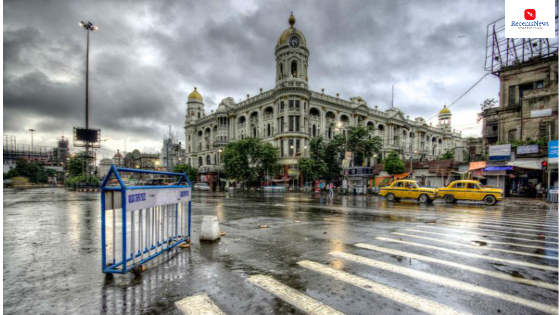 West Bengal Weather Update: ঘূর্ণাবর্ত ও মৌসুমী অক্ষরেখার জোড়া ফলায় আজ দিনভর বৃষ্টি, আজই ভাসবে এই জেলাগুলো রইল আবহাওযার আপডেট